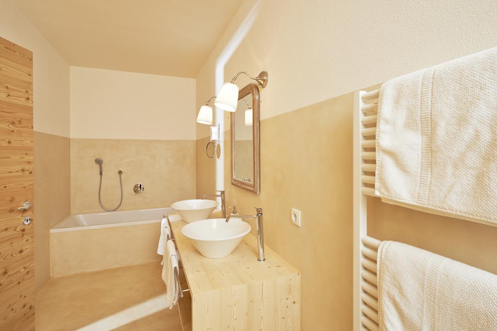 Weingut Stuck Apartment Апиано сула Страда дел Вино Екстериор снимка